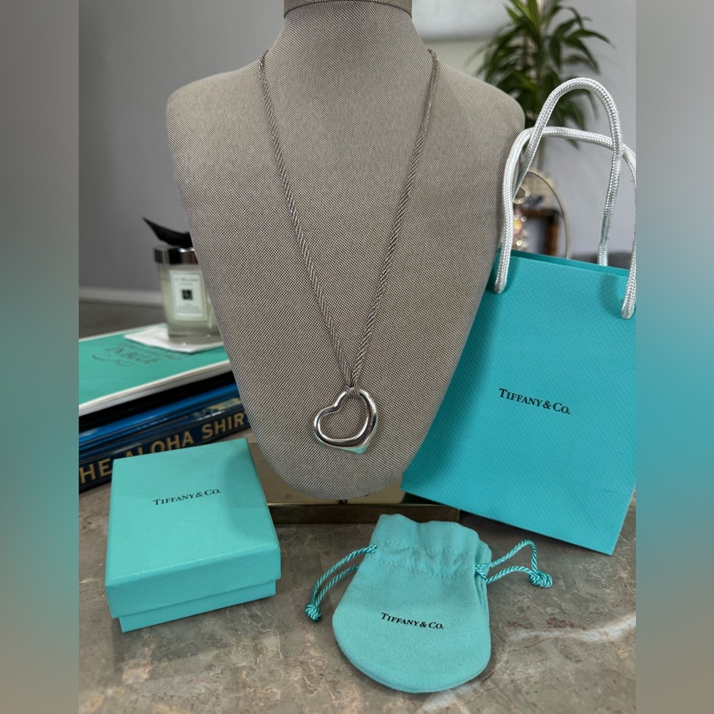 TIFFANY & CO. Elsa Peretti® Open Heart Pendant $2,000.00 large size heart T&CO